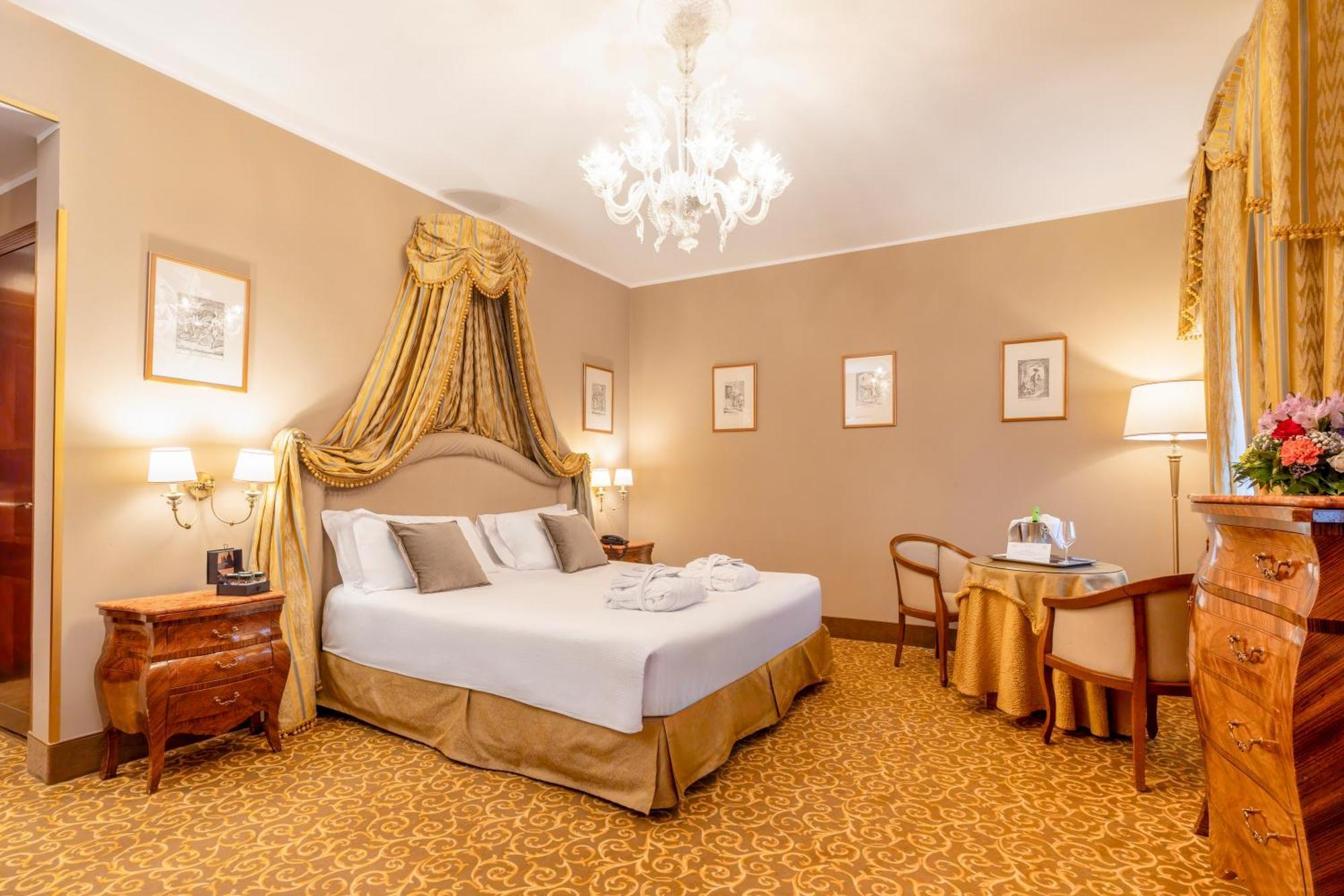 Hotel Al Ponte Dei Sospiri Венеция Екстериор снимка
