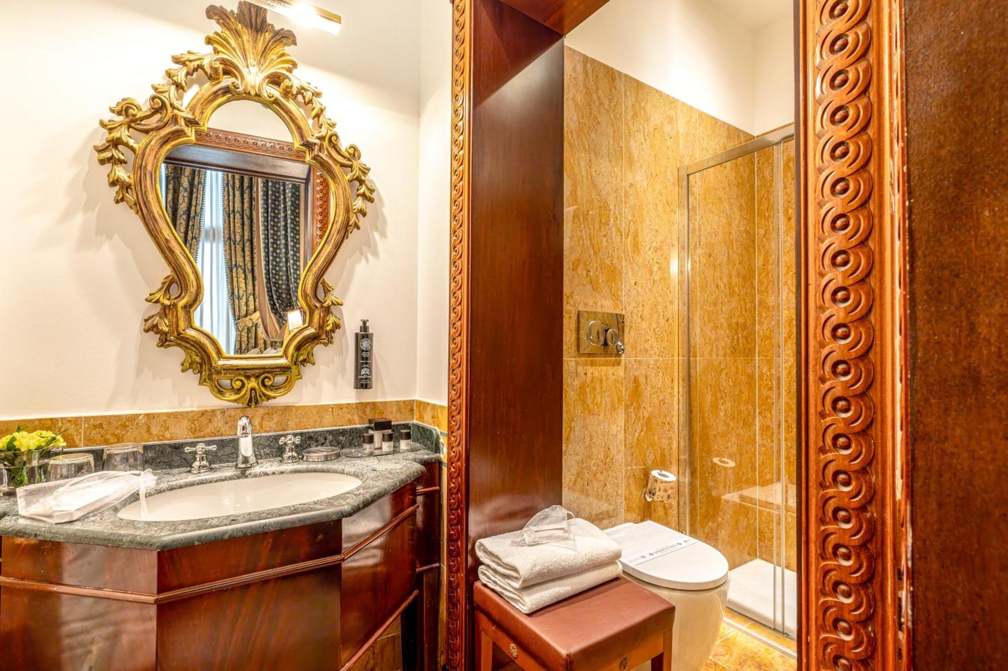 Hotel Al Ponte Dei Sospiri Венеция Екстериор снимка