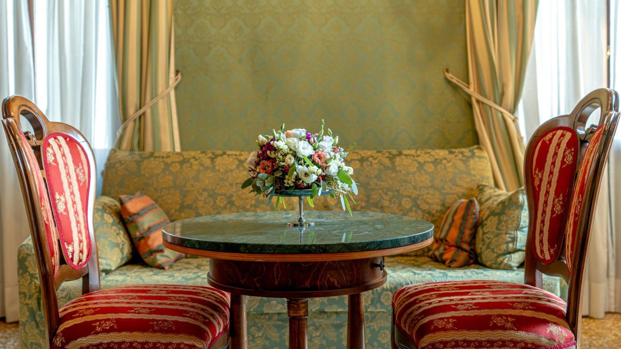Hotel Al Ponte Dei Sospiri Венеция Екстериор снимка